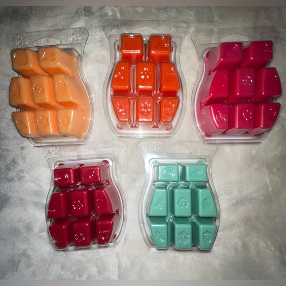 5 bar Scentsy wax bundle - Picture 3 of 3